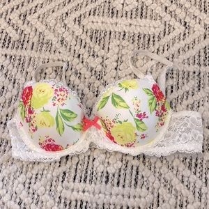 Victoria’s Secret Dream Angels Line Demi Bra - 34B - excellent used condition